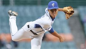 游霆崴好投奪下本季首勝和單場MVP。 (圖／富邦悍將提供)
