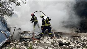 ▲烏克蘭首都基輔遭到轟炸。（圖／翻攝自烏克蘭國家緊急服務中心推特）