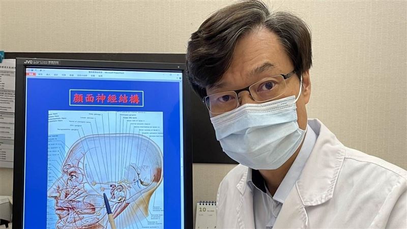 男吃飯頻掉淚「黯然銷魂」？一查竟罹罕病