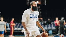 ▲哈登（James Harden）進帳11分，76人季前賽3連勝。（圖／翻攝自76人推特）