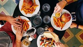聚餐,晚餐,午餐,漢堡（圖／翻攝自Pixabay）