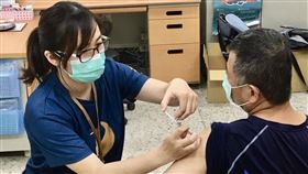 疫苗接種(台南市衛生局提供)