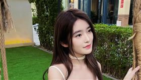 柴蔚曬出超仙美照。（圖／翻攝自柴蔚微博）