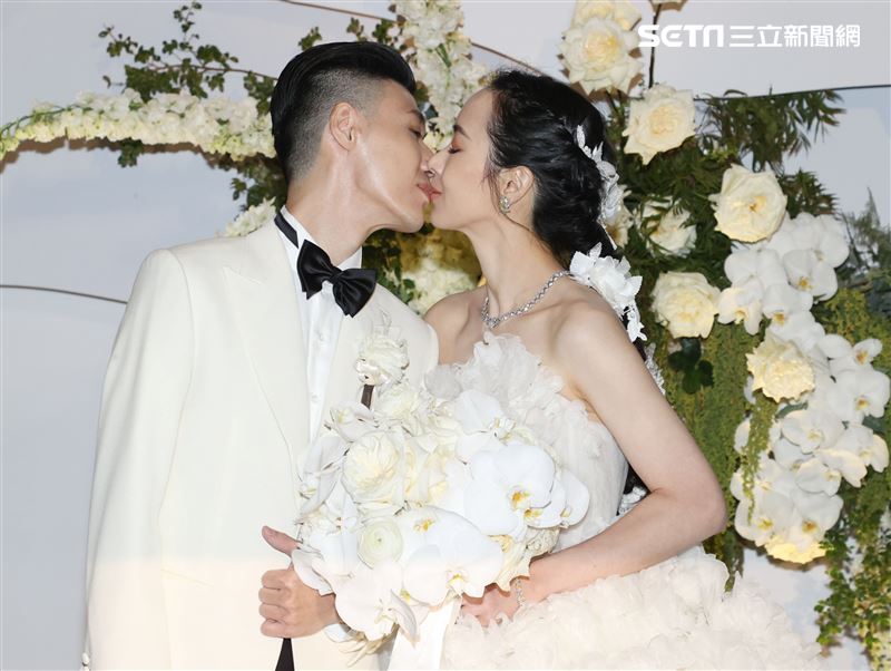 Alex、香蜜拉世紀婚宴。（記者邱榮吉/攝影）