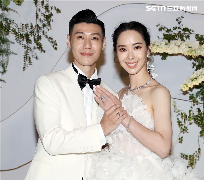 Alex、香蜜拉世紀婚宴。（記者邱榮吉/攝影）