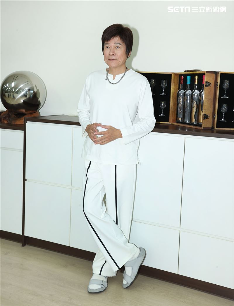 洪榮宏三立新聞網專訪。（記者邱榮吉/攝影）