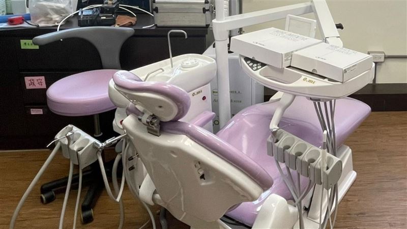 「為何牙助多是女生？」過來人曝專業答案