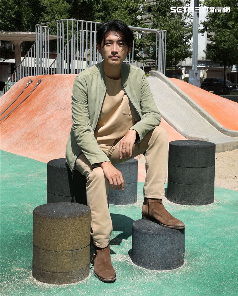 曾少宗金鐘三立新聞網專訪。（記者邱榮吉/攝影）