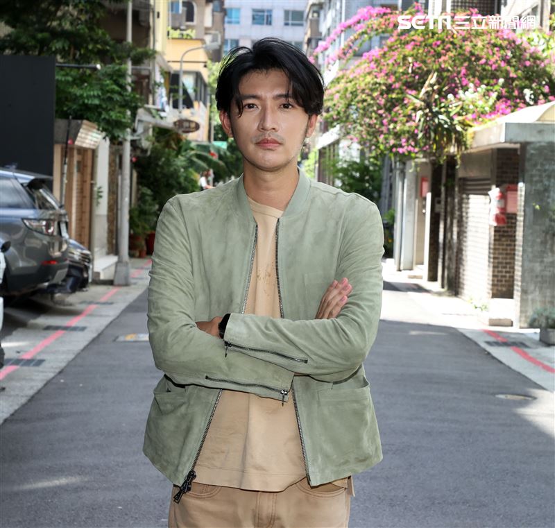 曾少宗金鐘三立新聞網專訪。（記者邱榮吉/攝影）