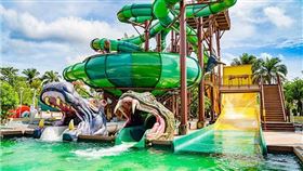 「哥倫比亞影業水世界」【野蠻遊戲】滑水道。（圖／索尼影業提供）