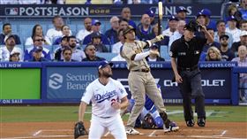 ▲馬查多（Manny Machado）砲轟柯蕭（Clayton Kershaw）。（圖／美聯社／達志影像）