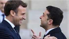 烏克蘭國防部今天在推特發布一支41秒長的影片，內容像是寫給法國的一封情書，浪漫地呼籲對方運送更多大砲給烏克蘭，以對抗俄羅斯的侵略。