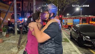 林商號萬坪舊倉庫起火　屋主見火海痛哭