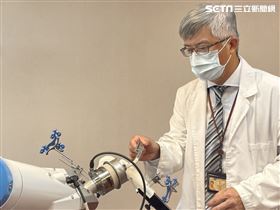 台中榮總,換關節,機械手臂(圖/中榮提供)