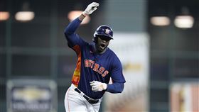 ▲艾瓦瑞茲（Yordan Alvarez）連2場敲逆轉轟。（圖／美聯社／達志影像）