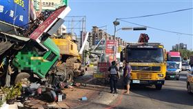 台中市向上路,車禍(圖/翻攝畫面)