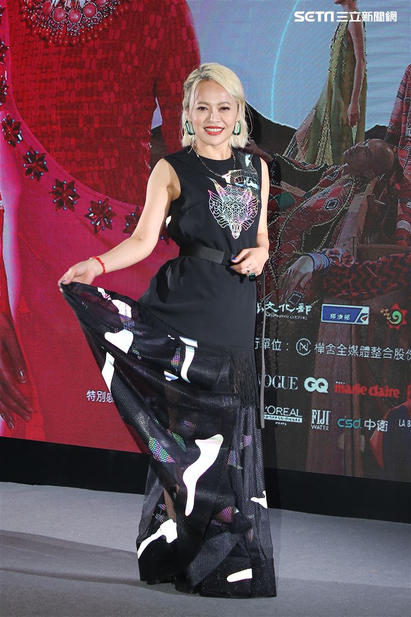戴愛玲出席臺北時裝週開幕大秀。（圖／記者楊澍攝影）