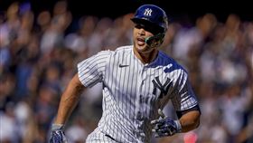 ▲史坦頓（Giancarlo Stanton）敲出季後賽生涯第20轟。（圖／美聯社／達志影像）