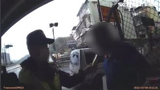 國慶喝到深夜！他喝啤酒回魂　酒測值破表