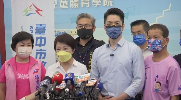 盧秀燕才是國民黨「母雞」？蔣、侯這樣說