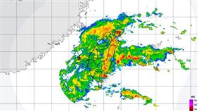 ▲氣象局對10縣市發布豪雨特報，台北市及宜蘭縣山區有局部大豪雨或超大豪雨。（圖／中央氣象局）