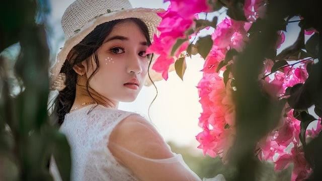 想知道在別人面前　對方都是如何提起妳？