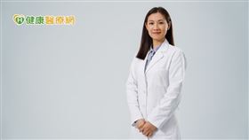 莊海華醫師說明，自己在門診時常協助民眾梳理、察覺，從作息、飲食習慣、心情、紓壓方式、通勤時間等找出破口調整，不把體重當作唯一成績單，共同討論出目標，並視情況以藥物輔助，才能正常運作且持久。