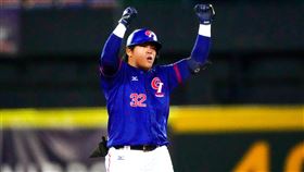 曾頌恩兩度在得點圈有人的情況下敲出安打，送回2分重要打點。（圖／棒協提供）