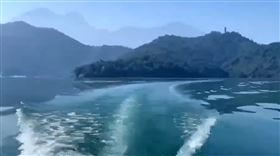 日月潭，漣漪，平靜潭面出現浪潮，與地震有關，專家驗證是動力船鐘擺效應(圖／日月潭生態觀察家莊涼火提供)
