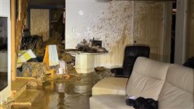 豪雨炸暖暖！土石流、淤泥灌民宅