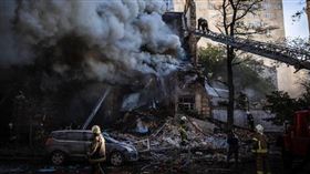 俄軍發動無人機空襲！基輔1死3傷　澤倫斯基：烏克蘭人不會被擊潰（圖／翻攝自澤倫斯基 telegram）