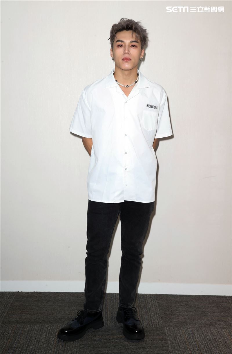 原子少年哲言三立新聞網專訪。（記者邱榮吉/攝影）