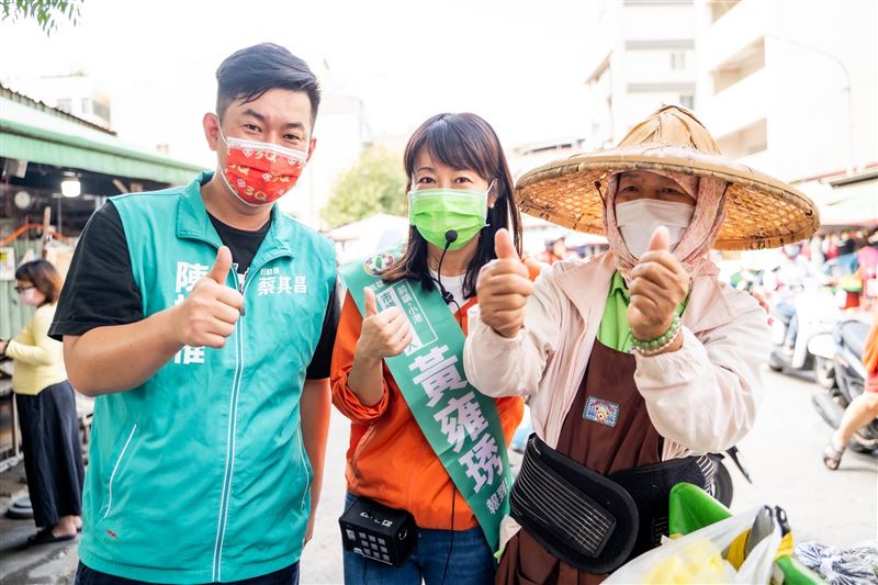 搶救關鍵席次！陳柏惟南下掃街 力挺黃雍琇、張漢忠