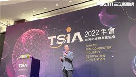 面對媒體詢問「元宇宙」發展時程，宏達電亞太區總經理黃昭穎透露，在未來3到5年內，整個宇宙就會發展完成。（圖／記者吳康瑋攝）