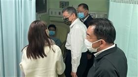 萬華槍擊1警中彈！「3長」赴台大醫院探視