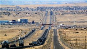 ▲以品質來看，66號公路稱不上是「高速公路」，卻是當年貫穿美國東西部一條主要公路。（圖／達志／美聯社）