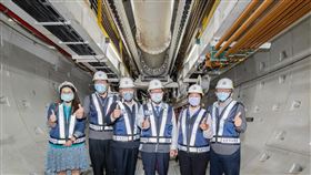 鄭文燦市長視察綠線潛盾隧道施工進度 預定2024年完成傳統圓鑽掘作業(圖/桃園市政府)