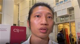 遭中國駐英領館人員圍毆  港人示警中國駐曼徹斯特總領事館16日發生和平抗議港人遭暴力相向事件，被拖入領館區毆打的港人Bob Chan於19日對中央社示警，類似的事件「絕對有可能發生在台灣人身上」。中央社記者陳韻聿倫敦攝  111年10月20日