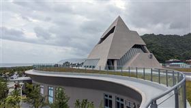 台東大武南迴驛站正式開幕已試營運一段時間、位於台東縣大武鄉的「大武之心–南迴驛站」20日下午正式開幕，盼能帶動地方觀光與產業發展。（台東縣政府提供）中央社記者盧太城台東傳真  111年10月20日