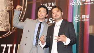 《玩很大》奪人氣獎獻小鬼　KID忍淚上台