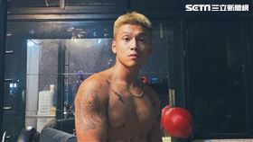  李宜柏自男團單飛個人首支單曲〈還要多久〉 完美伙伴 提供