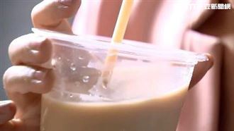 他驚見超商奶茶加1物　眾人嚇壞：懲罰誰