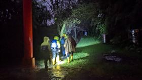 新北市,石碇,小霸尖,健行,受困