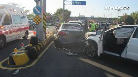 文 真版碰碰車1800