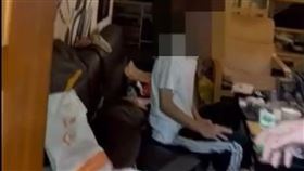 知名DJ、雷鬼教父愛吹倫被警方查獲持有大麻。（圖／記者李依璇翻攝）