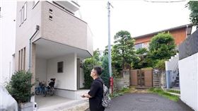 吳淡如直接將鑰匙交給Joeman讓他頗為吃驚。（圖／翻攝自Joeman YouTube）