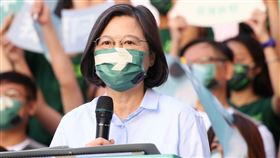 陳時中競選總部成立大會，總統蔡英文到場力挺。圖／記者楊澍攝影