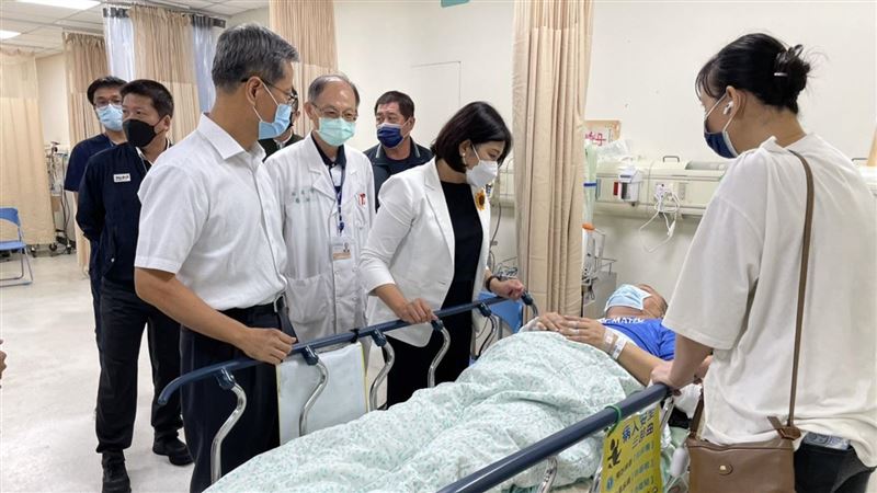 勇警抓通緝犯！遭嫌駕車輾壓3次脊椎骨折