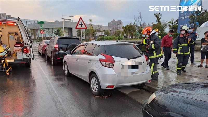 女子情傷失聯　閨密找到車人已死後座