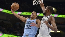 貝恩(左)轟出生涯新高38分率隊打爆杜蘭特(右)領軍的籃網。（圖／美聯社／達志影像）